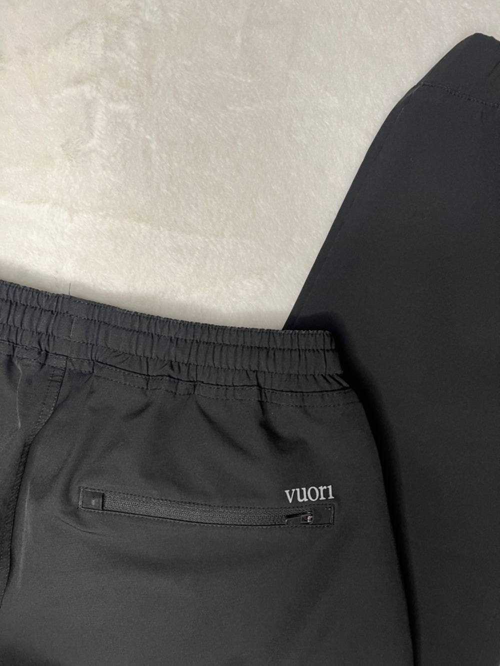 Vuori Sunday Performance Men’s Joggers Size M - Picture 5 of 6